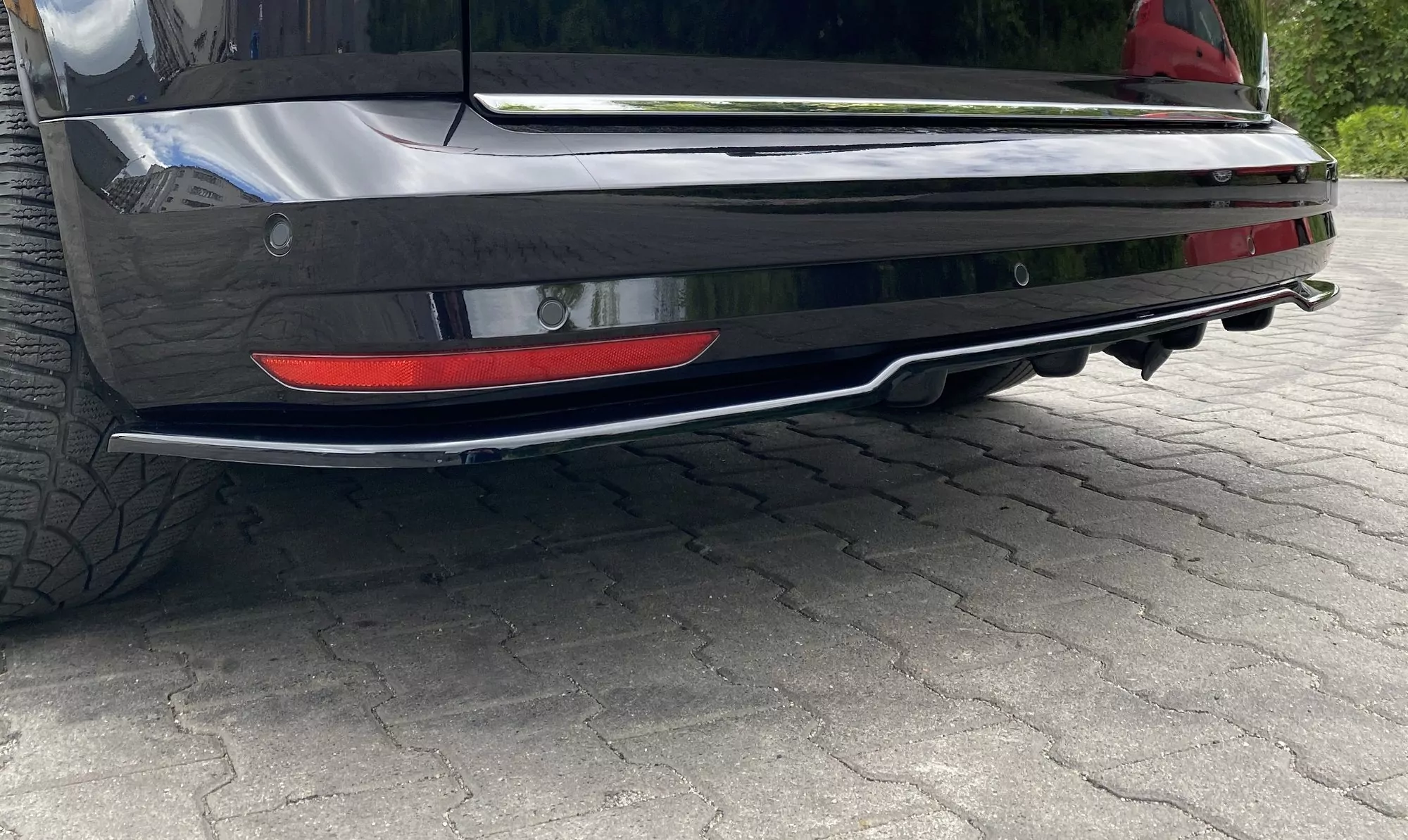 Mittlerer Diffusor Heck Ansatz Passend Für (mit Einem Vertikalem Balken) Volkswagen Caddy Mk. 4 Schwarz Hochglanz