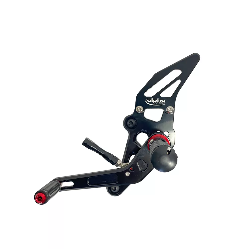 TRACK Fußrastenanlage schwarz Yamaha MT07 ab 2014 / MT07 Tracer ab 2017 / Tracer 700 ab 2018 / XSR700 ab 2016 ABE