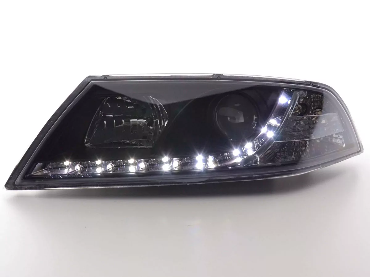 Scheinwerfer Set Daylight LED TFL-Optik Skoda Octavia Typ 1Z Bj. 04-08 schwarz