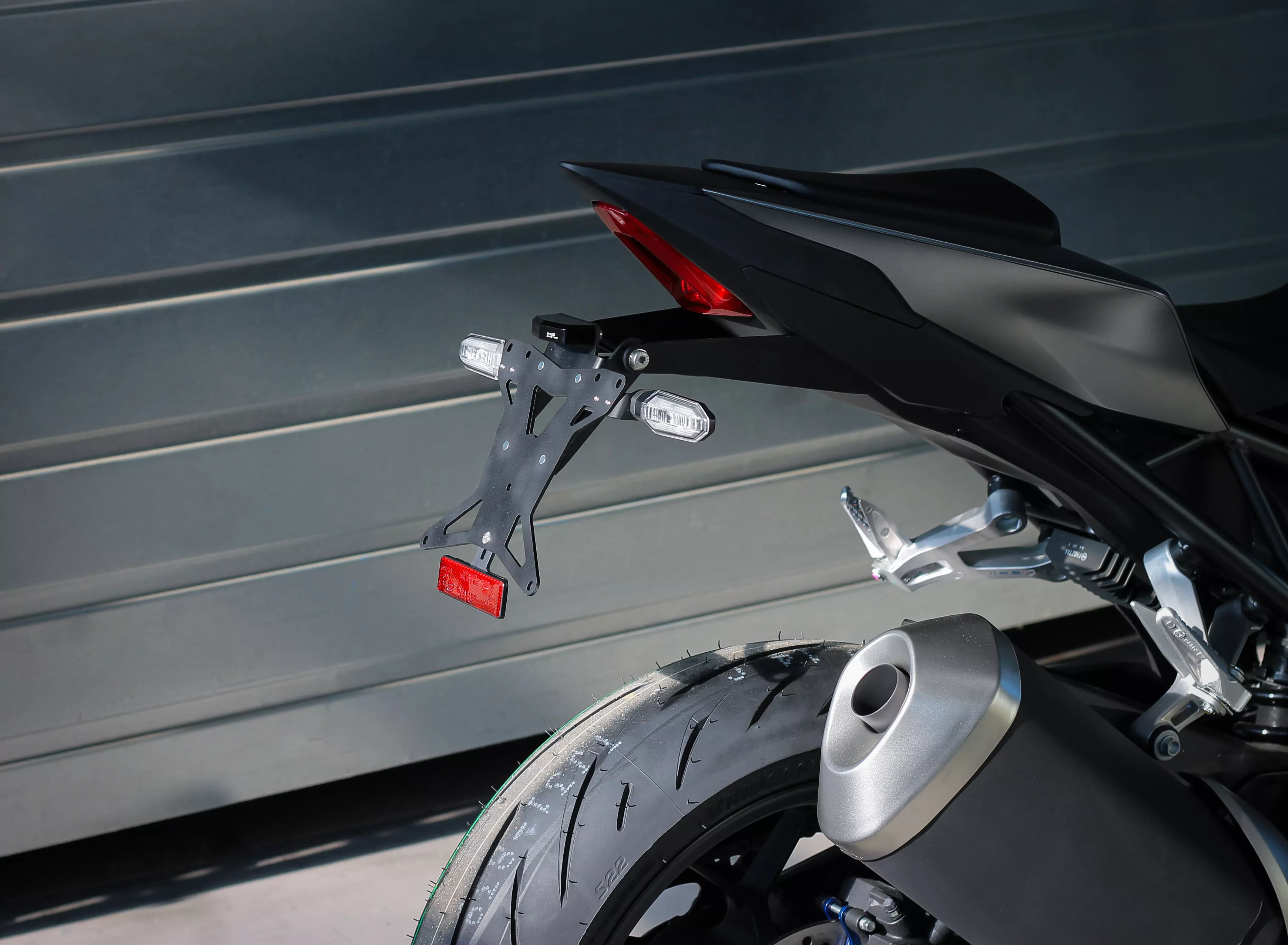 MG Biketec Kennzeichenhalter für Honda CB 650 R ab 2024