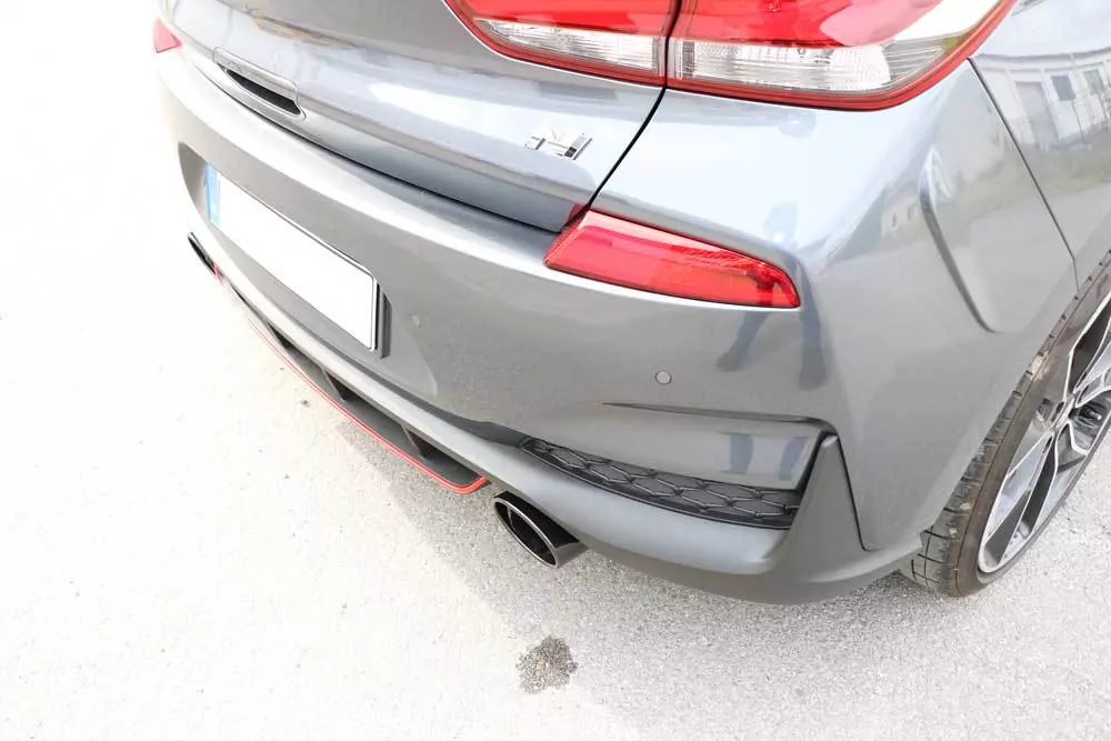 Mercedes CLA - C117/ X117 - originale Endrohre Endschalldämpfer quer Ausgang rechts/links - Für Modelle mit originalen Standard Endrohren - diese können einfach verschraubt werden