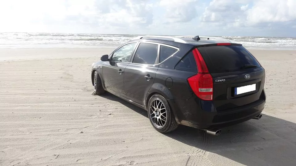 Kia Cee`d Kombi/ Caravan - ED  Endrohrgeweih rechts/links passend auf den originalen Endschalldämpfer - 135x80 Typ 53 rechts/links