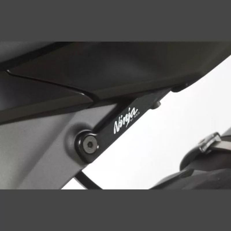 R&G Racing Auspuffhalter Set Kawasaki ZX-6 R 636 2013-