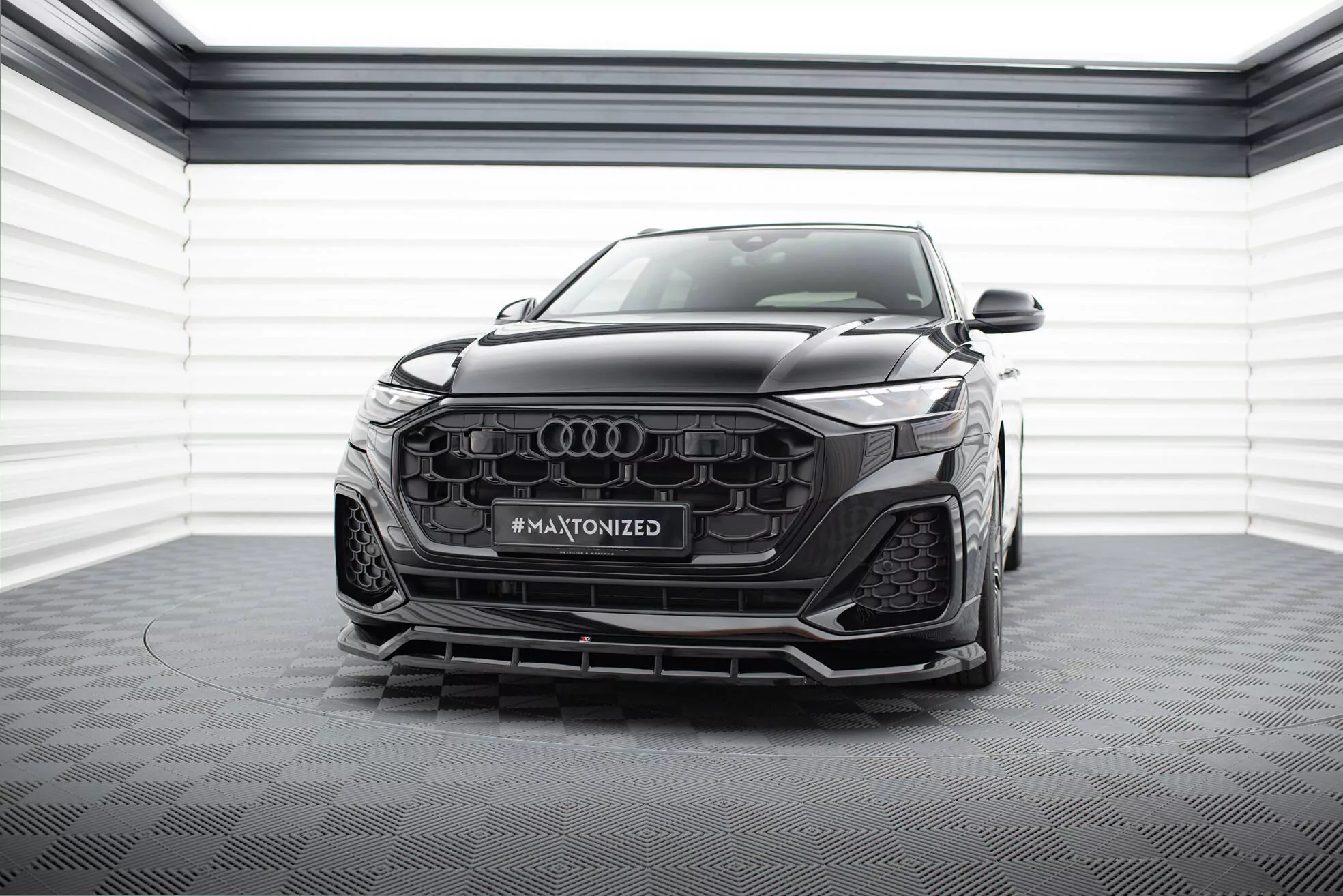 Front Ansatz Für Audi SQ8 / Q8 S-Line Mk1 Facelift Schwarz Hochglanz