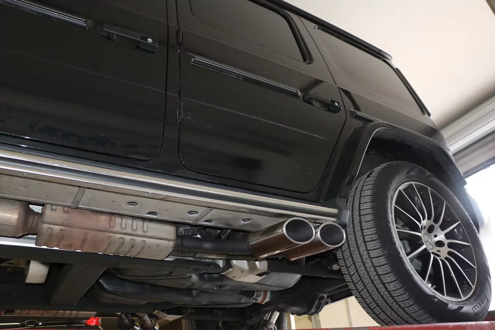 Mercedes G-Klasse G500 310kW - 463  Endrohr zum anstecken - 2x115x85 Typ 38 rechts und links unterm Trittbrett