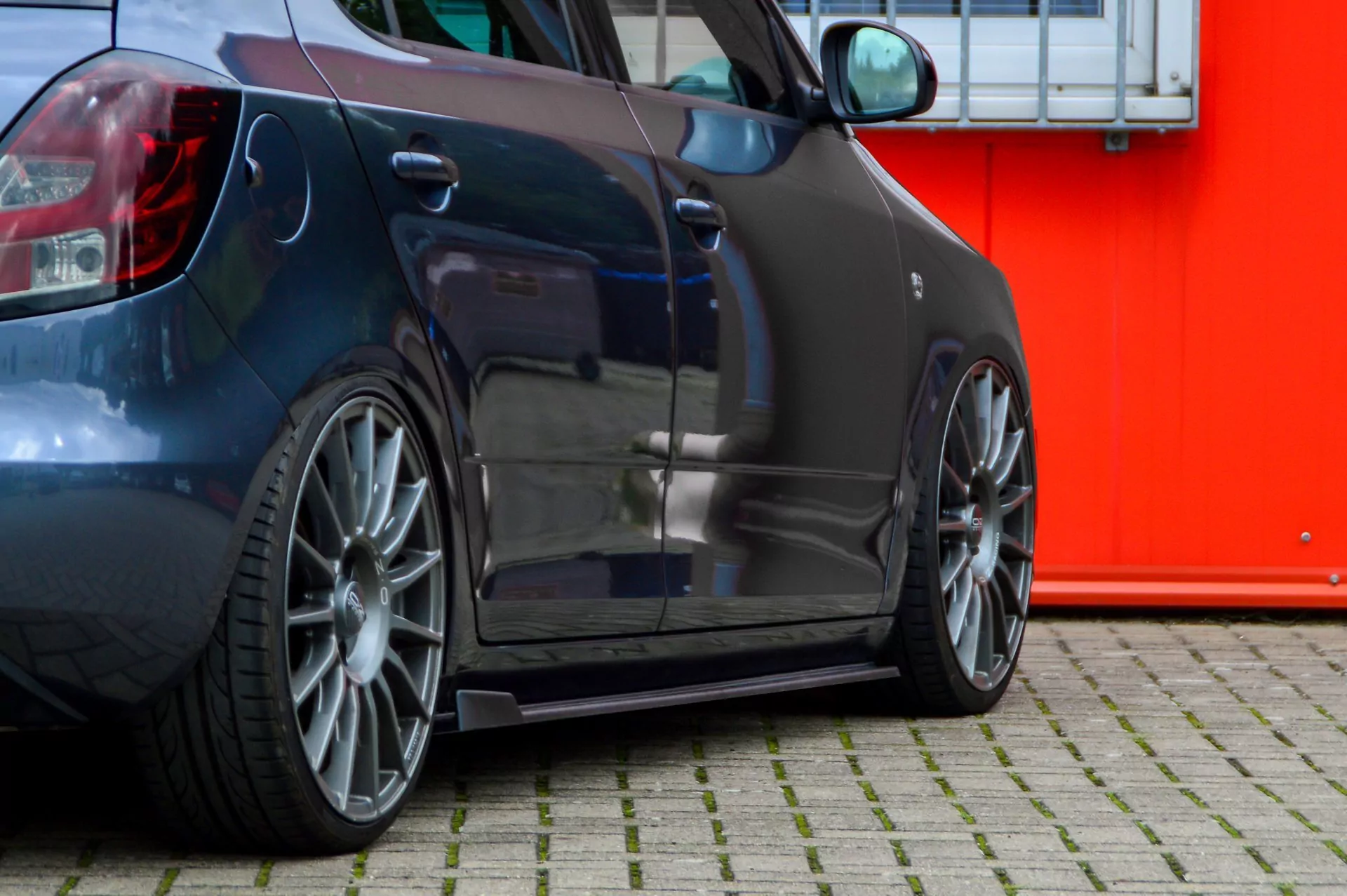 CUP Seitenschweller mit Wing für Skoda Fabia RS 5J