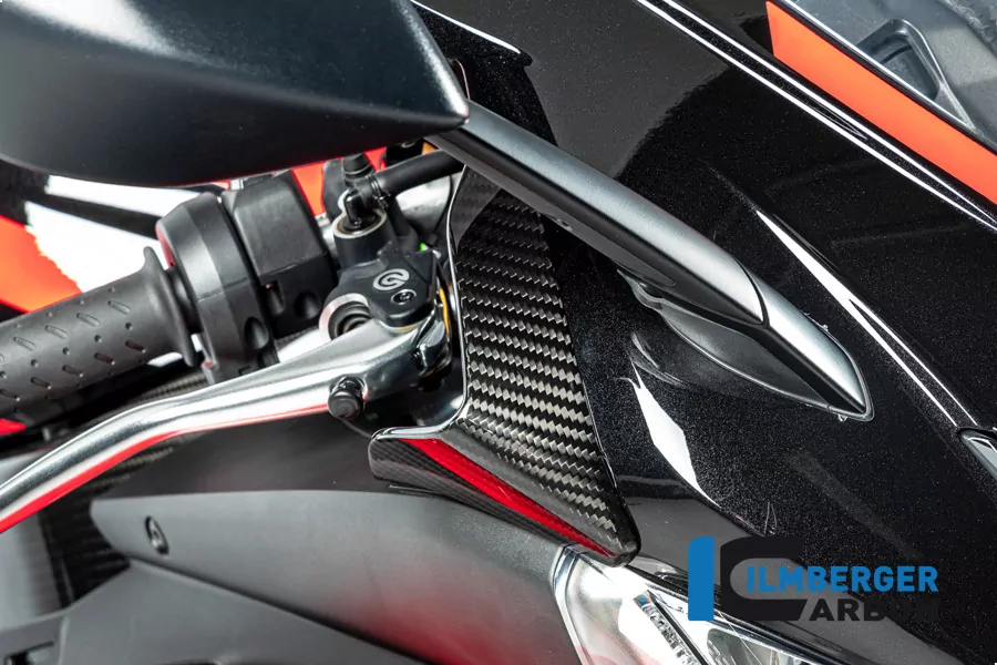 Ilmberger Carbon Windabweiser am Verkleidungsoberteil rechts glanz für Aprilia RSV4 2021-