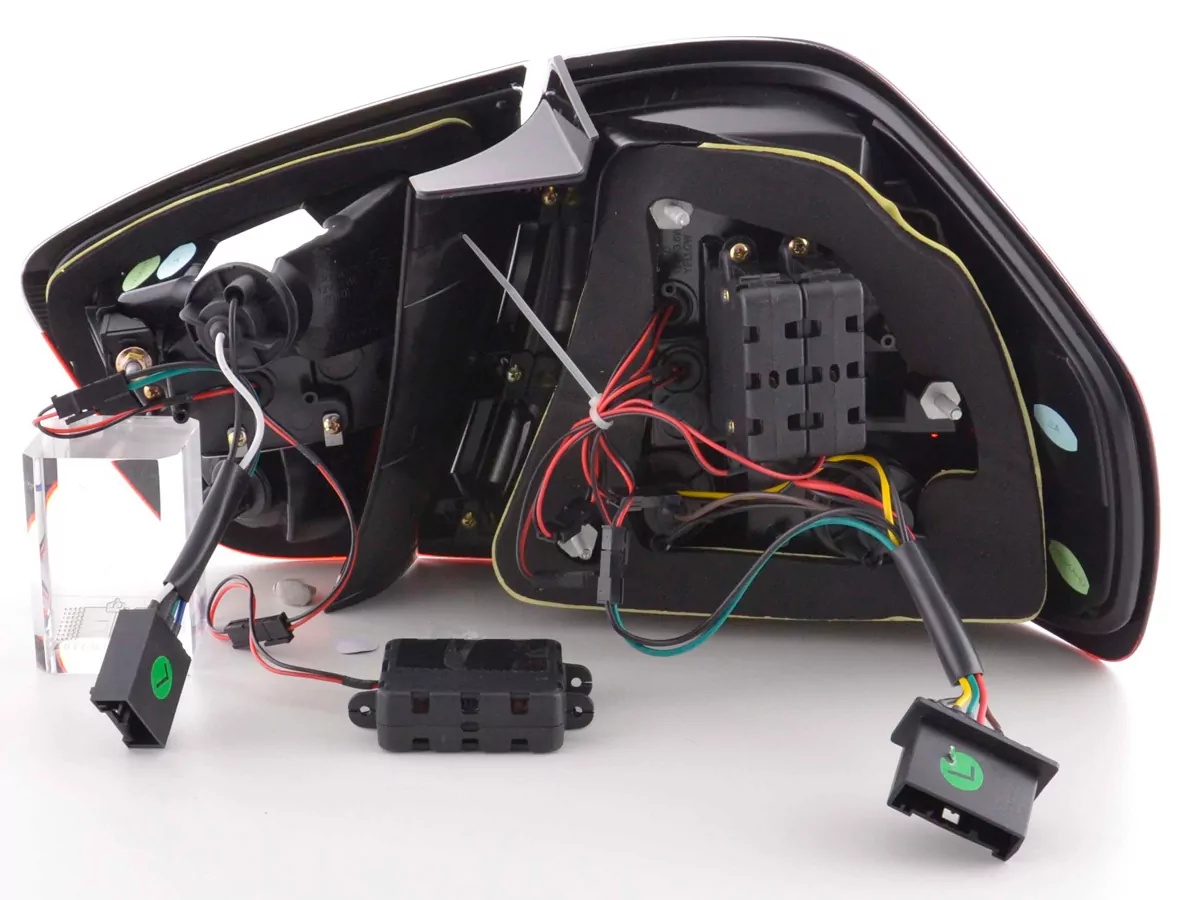 LED Rückleuchten Set BMW 3er Limousine Typ E90 Bj. 05-08 klar/rot