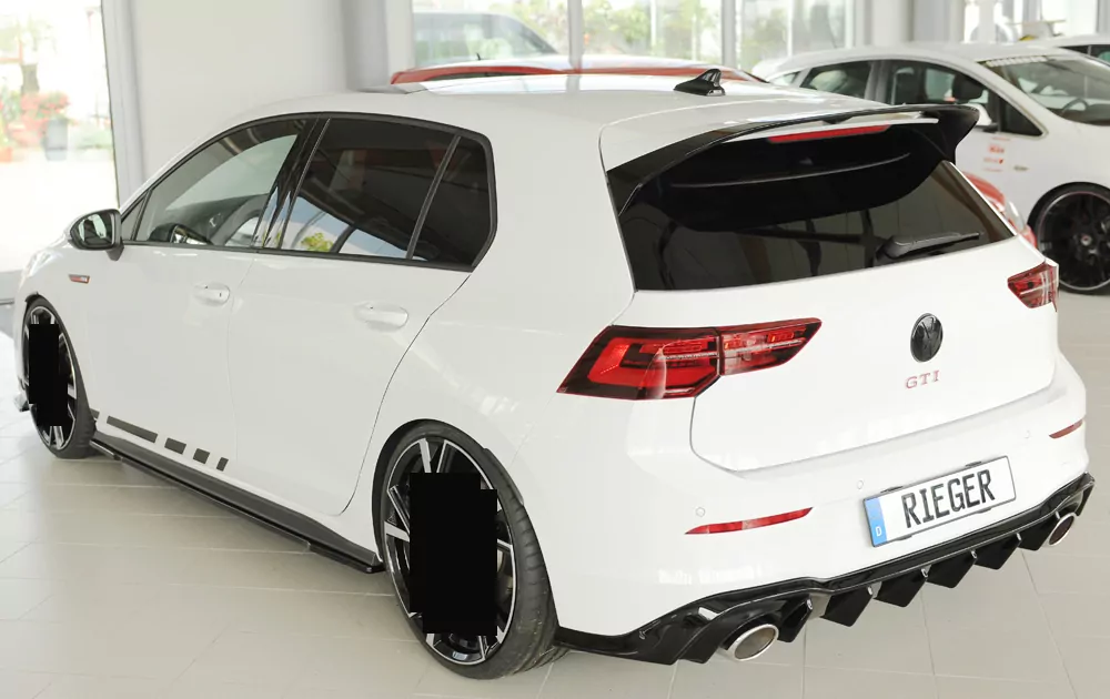 Rieger Seitenschweller links ansatz glanz schwarz für VW Golf 8 GTI Clubsport 5-tür. 10.20-03.24 (bis Facelift)