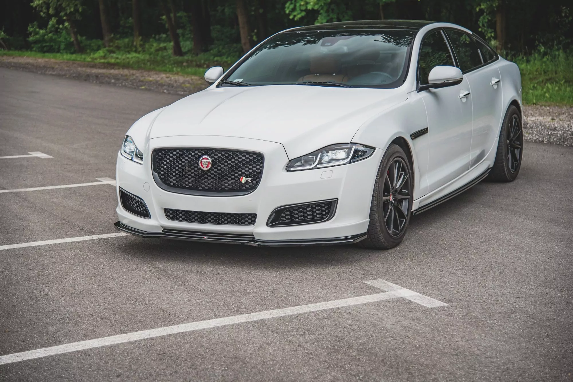 Front Ansatz Passend Für Jaguar XJ X351 Facelift Schwarz Hochglanz