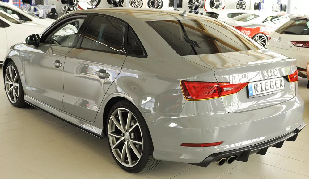 Rieger Heckeinsatz für Audi A3 (8V) - 3-tür. (Cabrio 8V7) 07.12-08.16 (bis Facelift) carbon optik