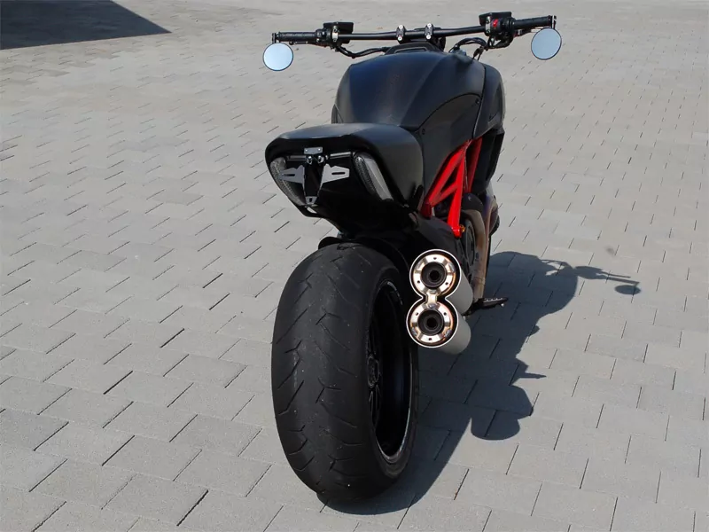 Kennzeichenhalter IQ1 für Ducati Diavel 1200 (2011-2018)