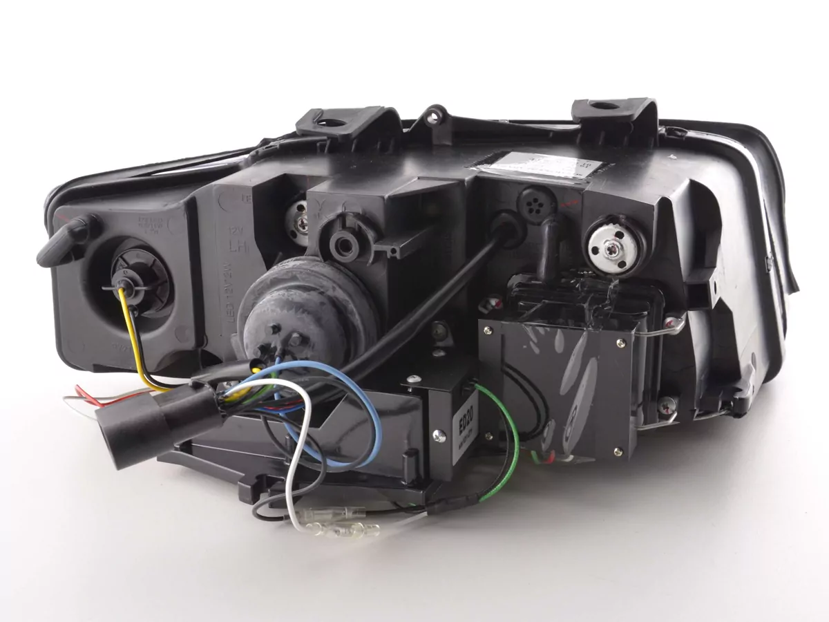 Scheinwerfer Set Daylight LED Tagfahrlicht Audi A4 Typ 8E  01-04 chrom