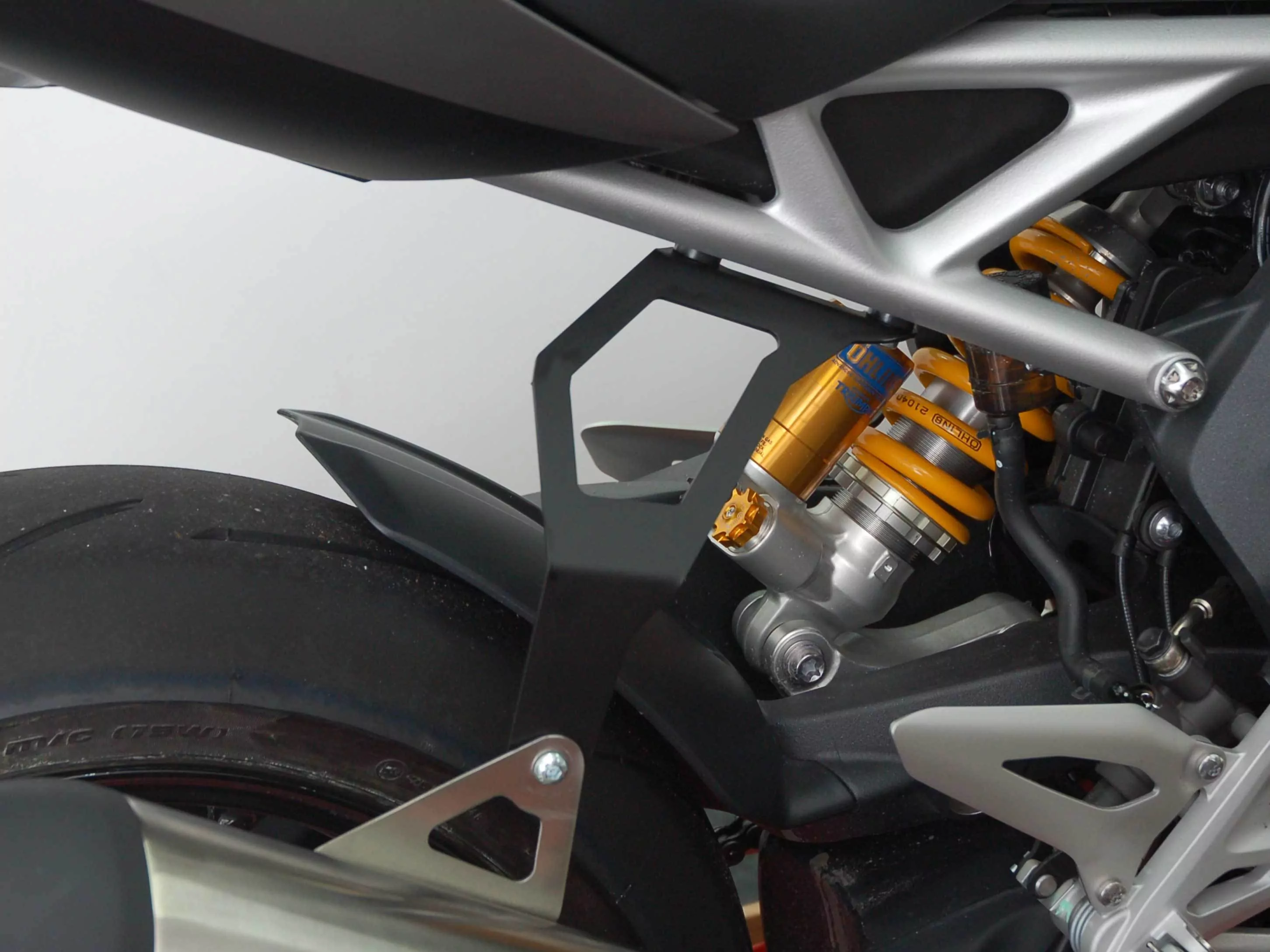 Auspuffhalter für Triumph Speed Triple 1200 RS | RR (2021-2022)