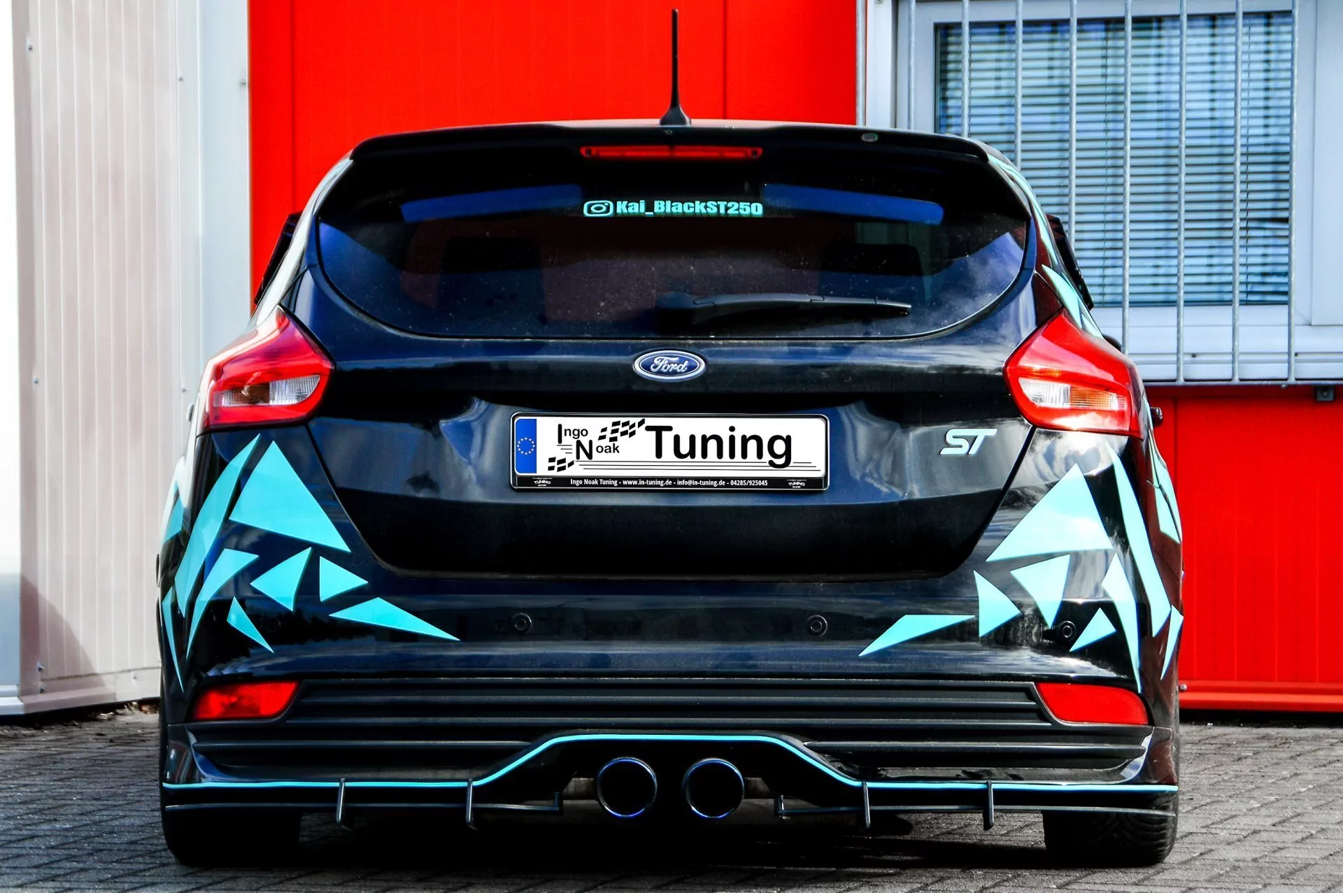 Heckansatz für Ford Focus ST DYB ab Bj. 2014 -2018 in Race Style Optik