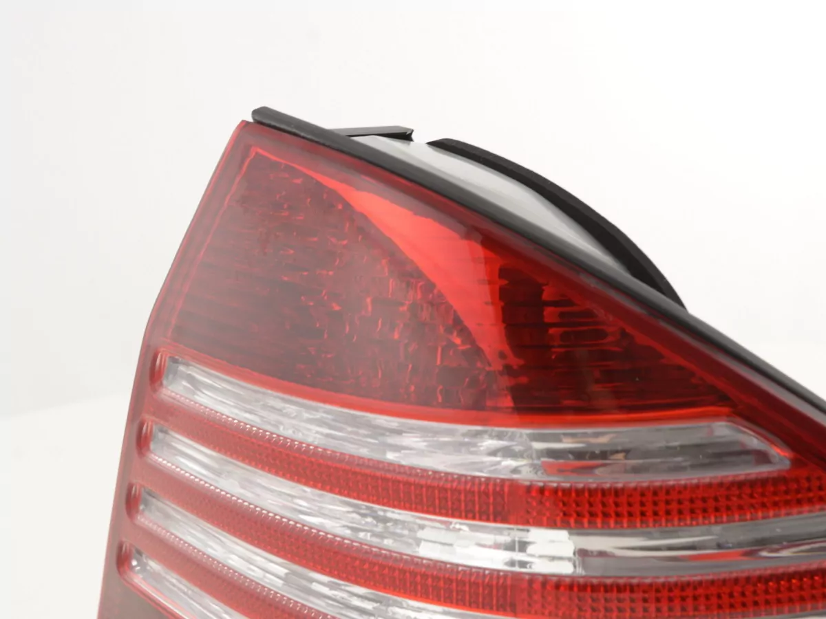 Verschleißteile Rückleuchte rechts Mercedes-Benz S-Klasse (220) Bj. 02-05