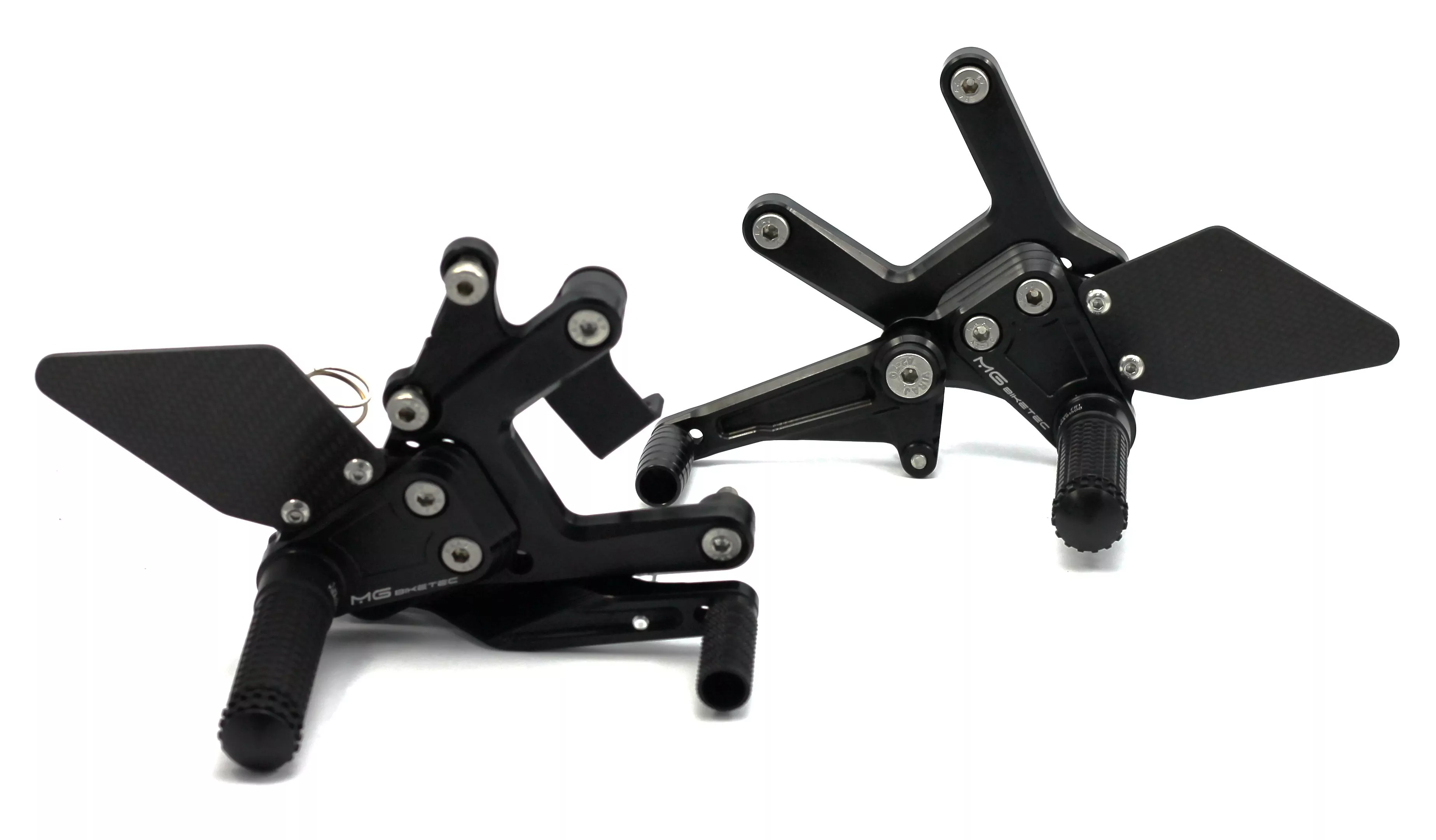 MG Biketec Sportfussrastenanlage / Rastenanlage / Fußrastenanlage mit ABE, gültig in D - A - CH für Kawasaki ZX-6R Ninja ab 2023