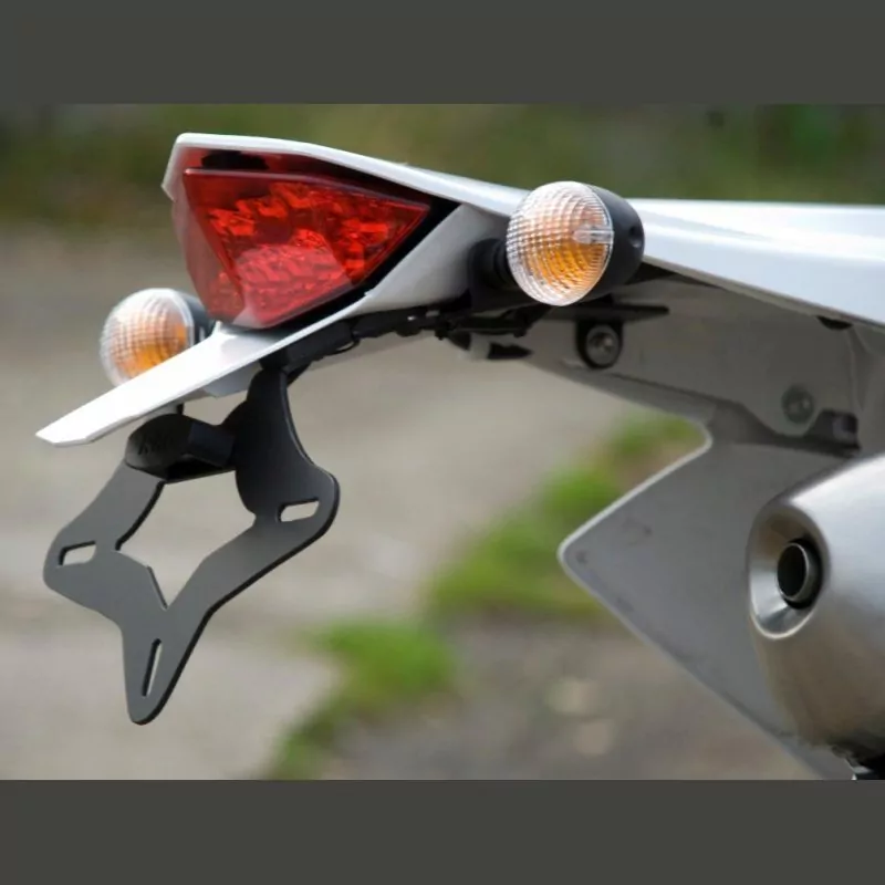 R&G Premium Kennzeichenhalter Husqvarna 630 SMR 2010-2011