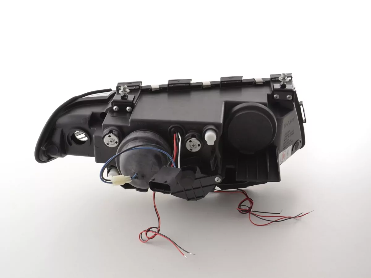 Scheinwerfer BMW 7er Typ E38  99-02 schwarz