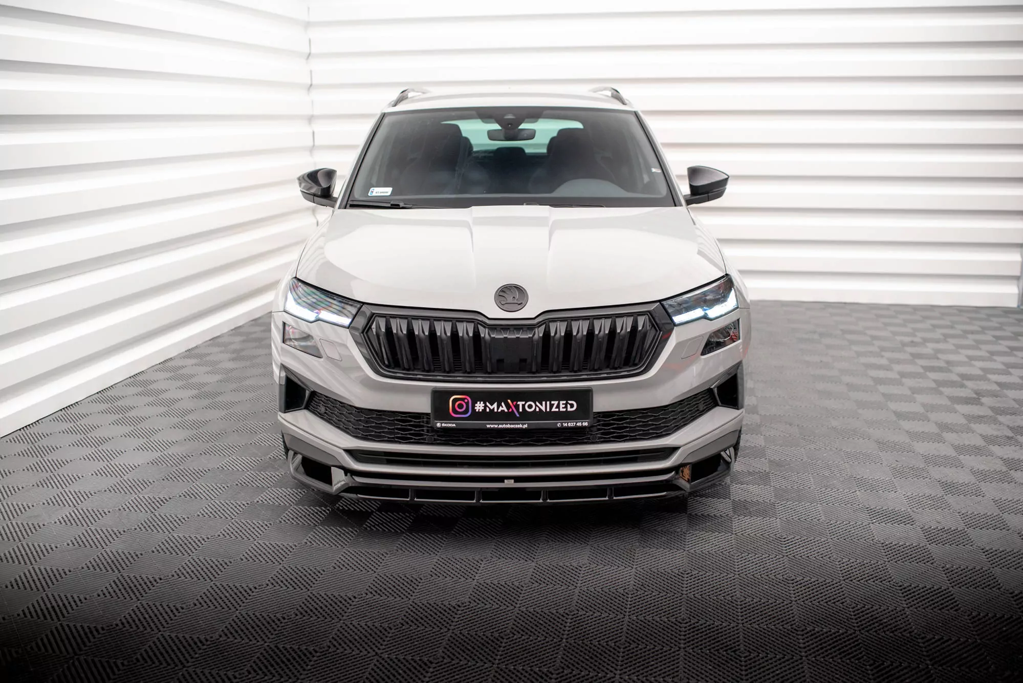 Front Ansatz Für Skoda Karoq Sportline Mk1 Facelift Schwarz Hochglanz