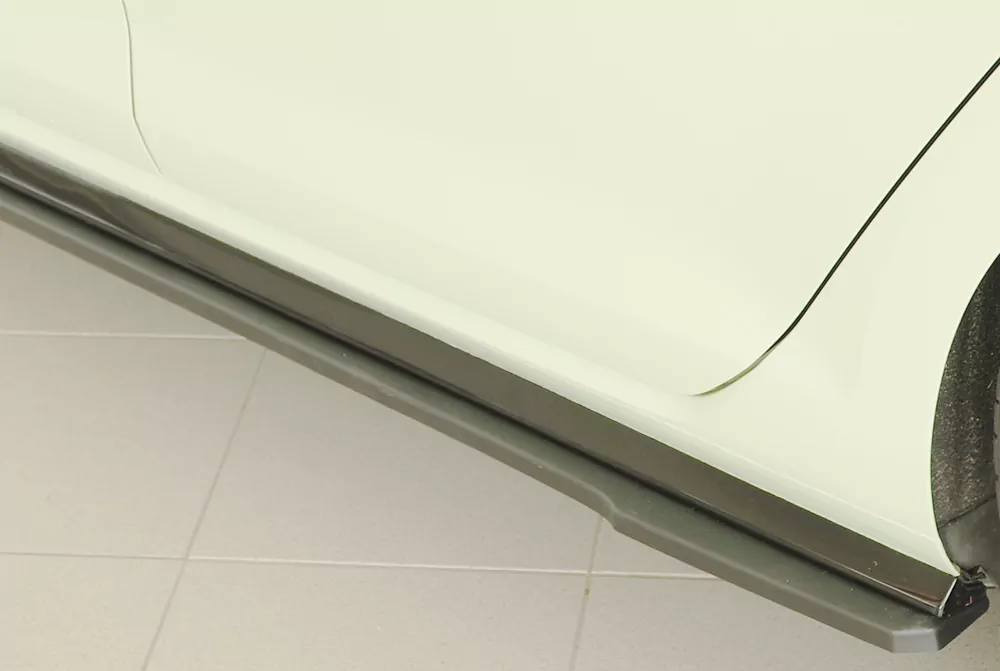 Rieger Seitenschweller links ansatz (ca. 19mm) matt schwarz für VW Golf 7 R-Line 5-tür. 02.17- (ab Facelift)