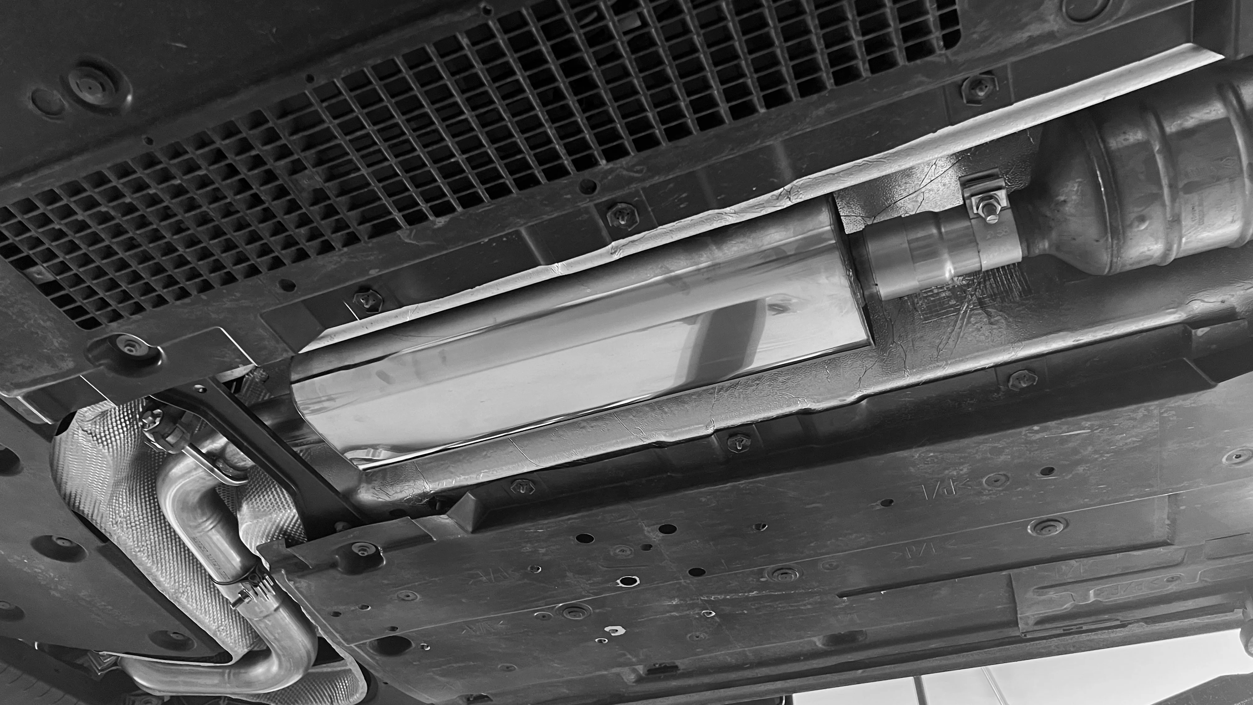 Audi TT Typ 8N quattro Vorschalldämpfer