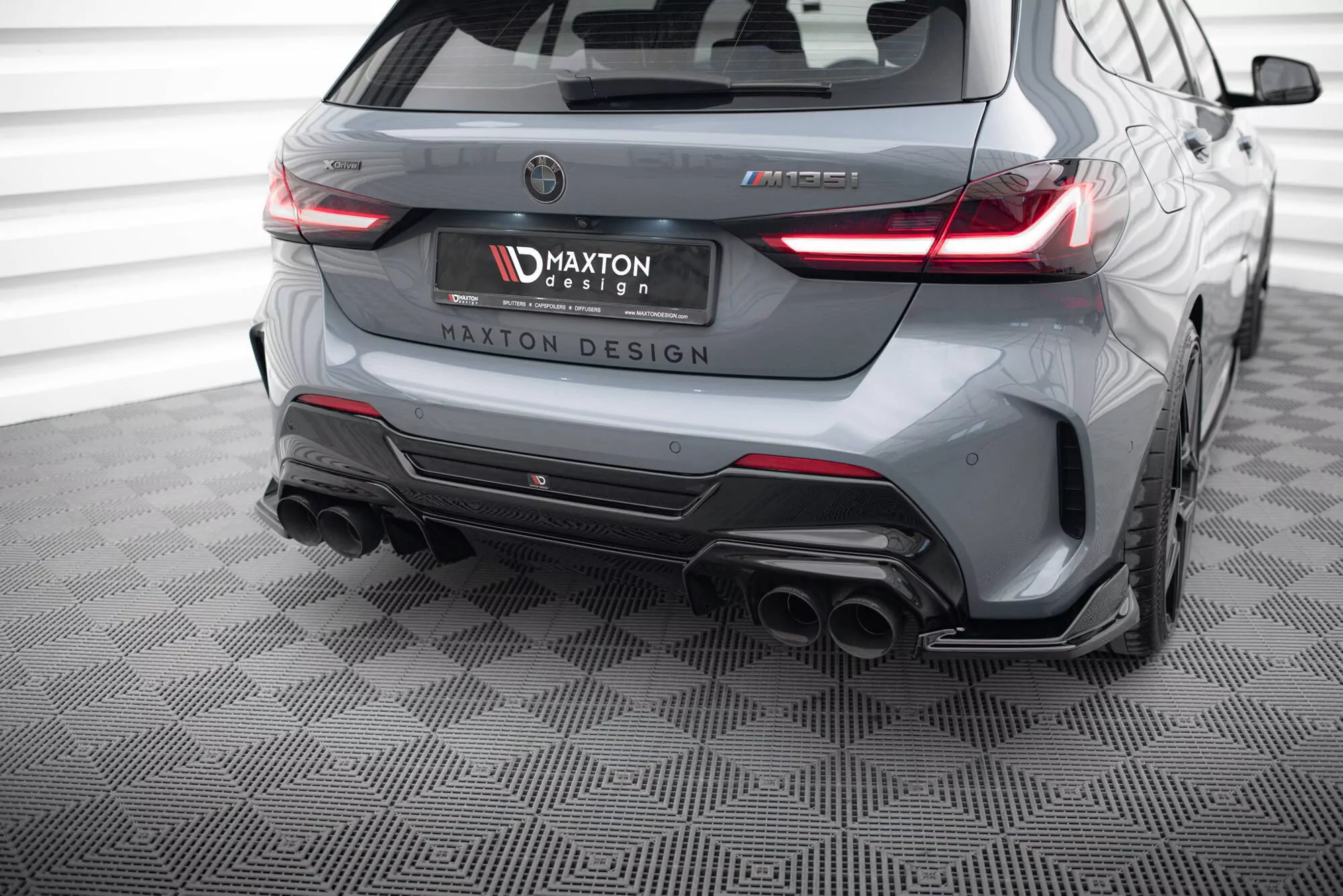 Diffusor Heck Ansatz Passend Für V.2 Passend Für BMW 1er F40 M-Paket/ M135i Schwarz Hochglanz Schwarz Hochglanz