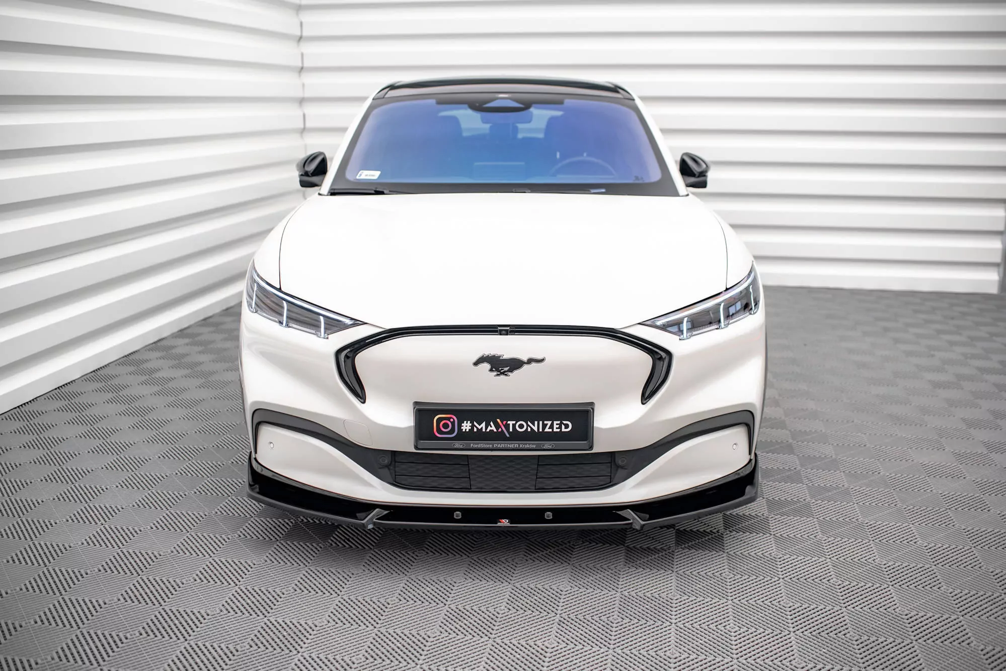 Front Ansatz V.1 Für Ford Mustang Mach-E Mk1 Schwarz Hochglanz