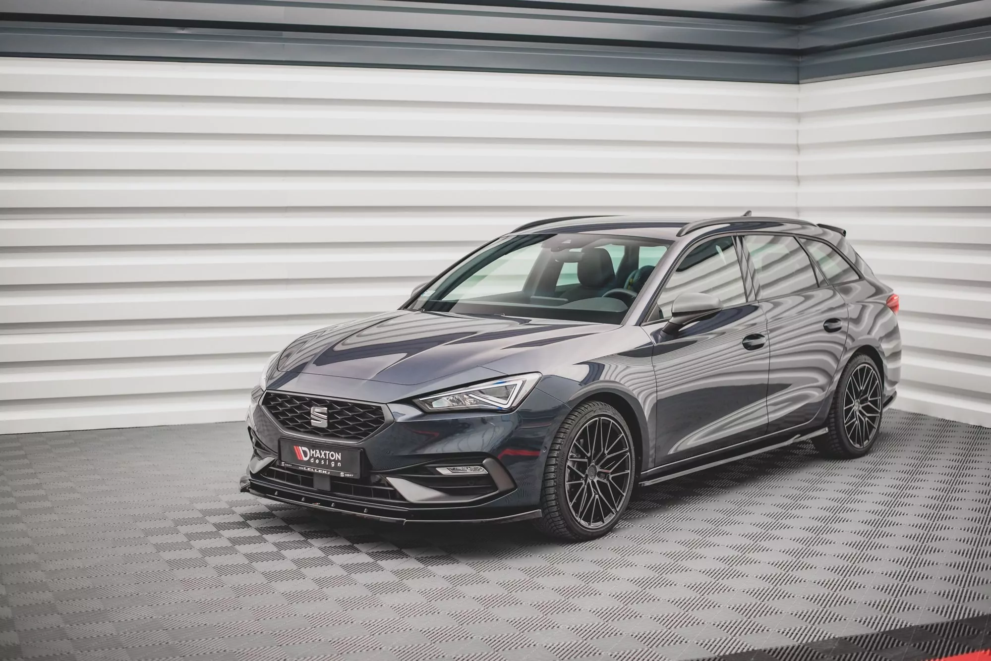 Front Ansatz V.1 Für Seat Leon FR Mk4 Schwarz Hochglanz