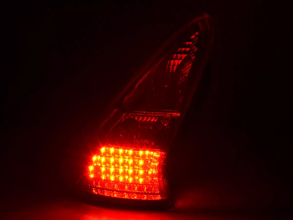 LED Rückleuchten Set Citroen C4 3-trg. Typ L Bj. 04- klar/rot