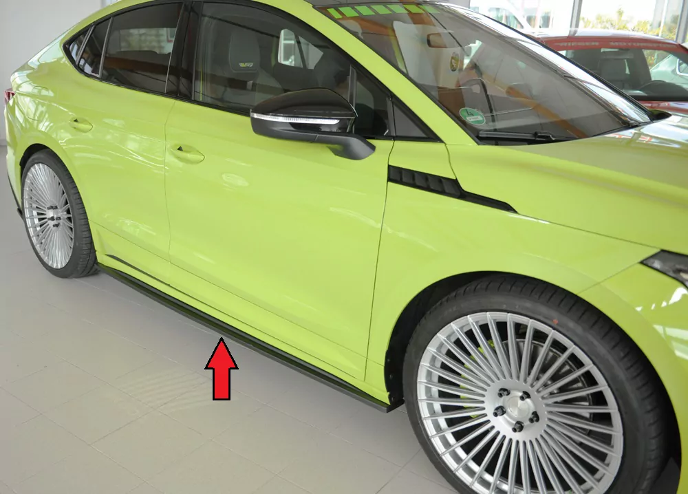 Rieger Seitenschweller rechts ansatz glanz schwarz für Skoda Enyaq iV RS (NY) SUV (5AZ) 07.21-