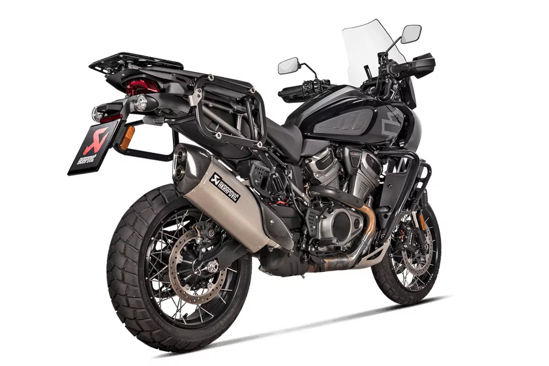 Akrapovic Slip-On Line (Titanium) Auspuff Harley-Davidson Pan America 1250 ab Modelljahr 2022-