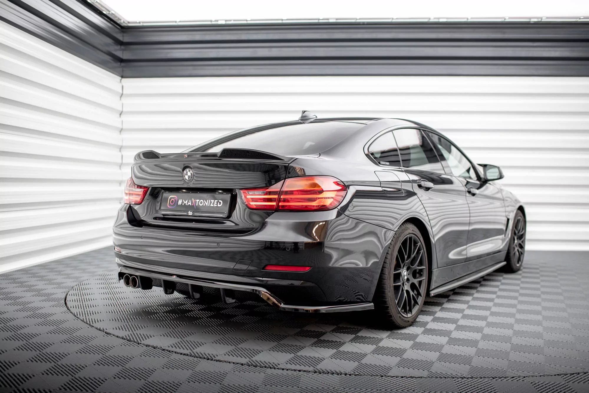 Mittlerer Diffusor Heck Ansatz DTM Look Für BMW 4er Gran Coupe F36  Schwarz Hochglanz