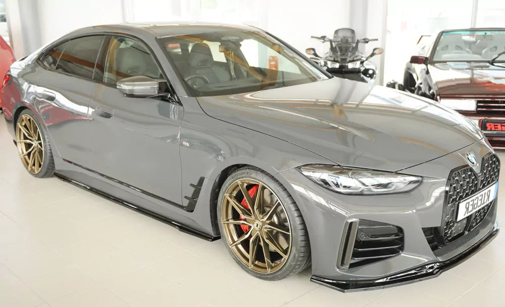 Rieger Seitenschweller rechts ansatz glanz schwarz für BMW i4 M G26  (G4C) Gran Coupé (5-tür.) 11.21-