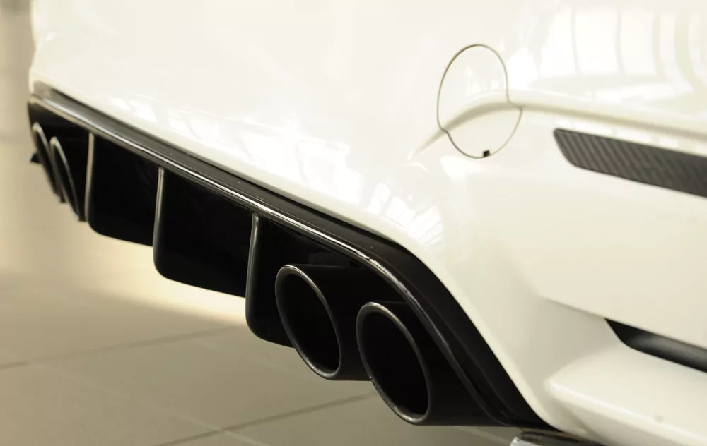 Rieger Heckeinsatz für BMW 4er F82 M4 (M3) | Coupé 01.14- für orig. Heckschürze