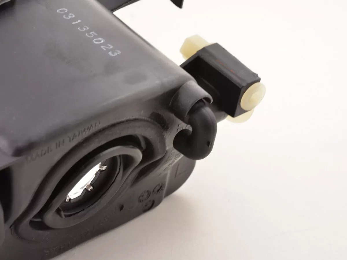 Verschleißteile Nebelscheinwerfer links Mercedes-Benz