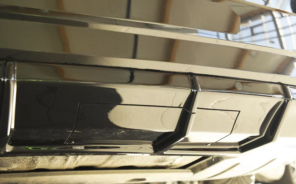 Rieger Heckeinsatz (für orig. elektr. AHK) glanz schwarz für Skoda Superb III (3T/3V) Lim. 11.18-07.19 (bis Facelift 2)