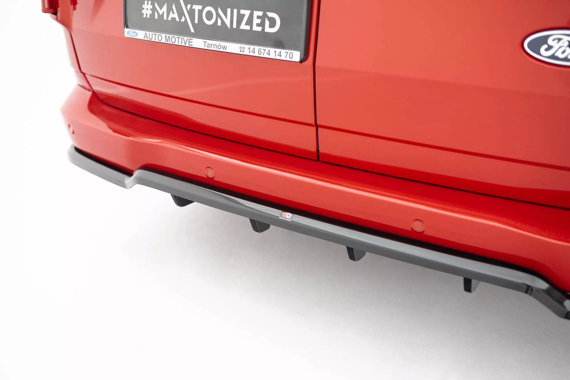 Hinten Splitter (mit Einem Vertikalem Balken) Ford Transit Custom / Tourneo Custom Mk2 Schwarz Hochglanz