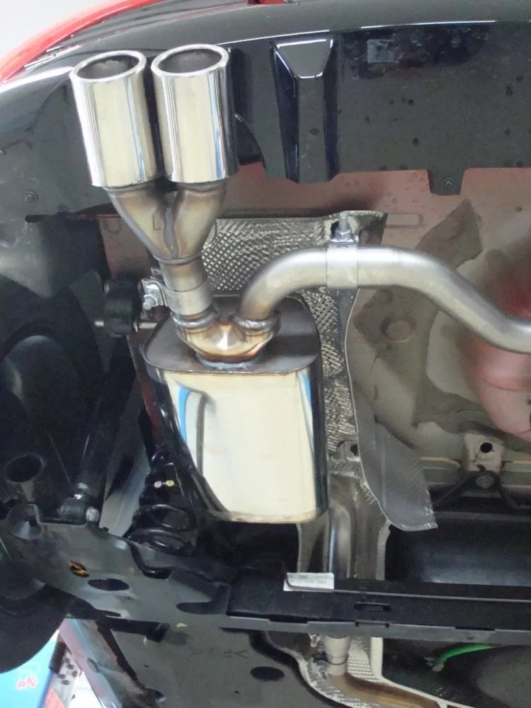 Renault Clio IV  Endschalldämpfer Ausgang rechts/links - 2x76 Typ 16 rechts/links