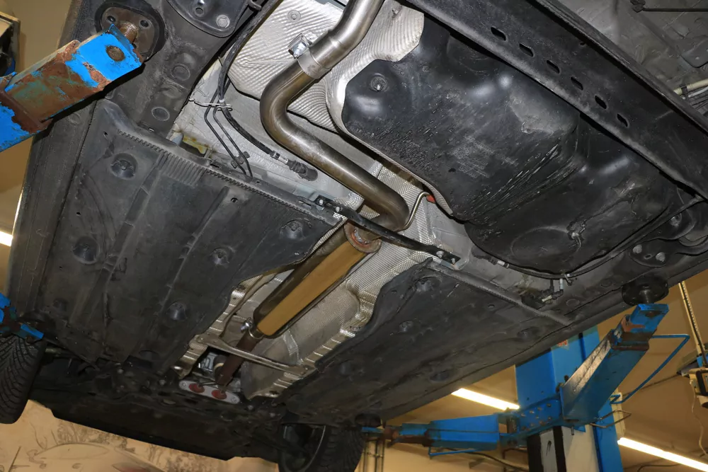 Seat Leon 5F ST - Starre Hinterachse  Vorschalldämpfer