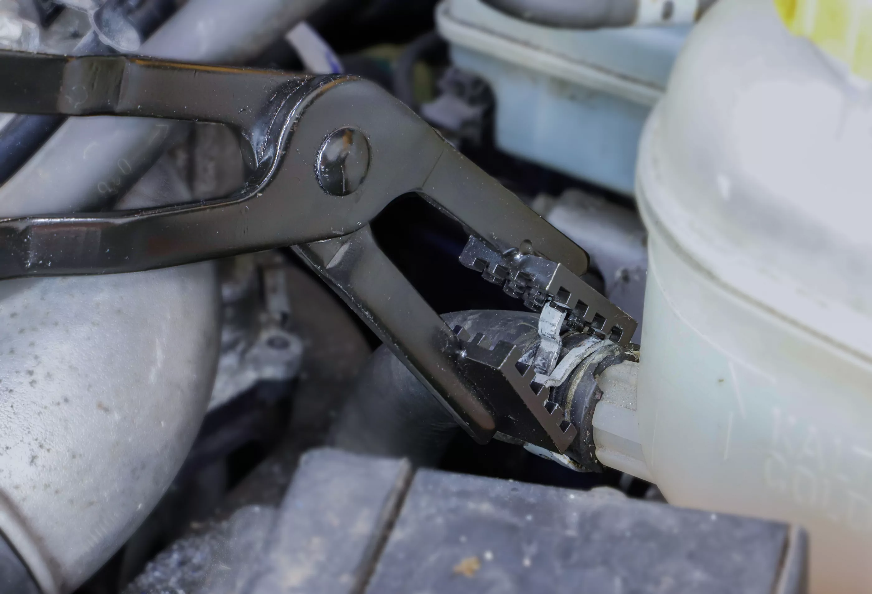 Doppelgelenk-Schlauchklemmenzange | abgewinkelt | 0 - 50 mm | 430 mm