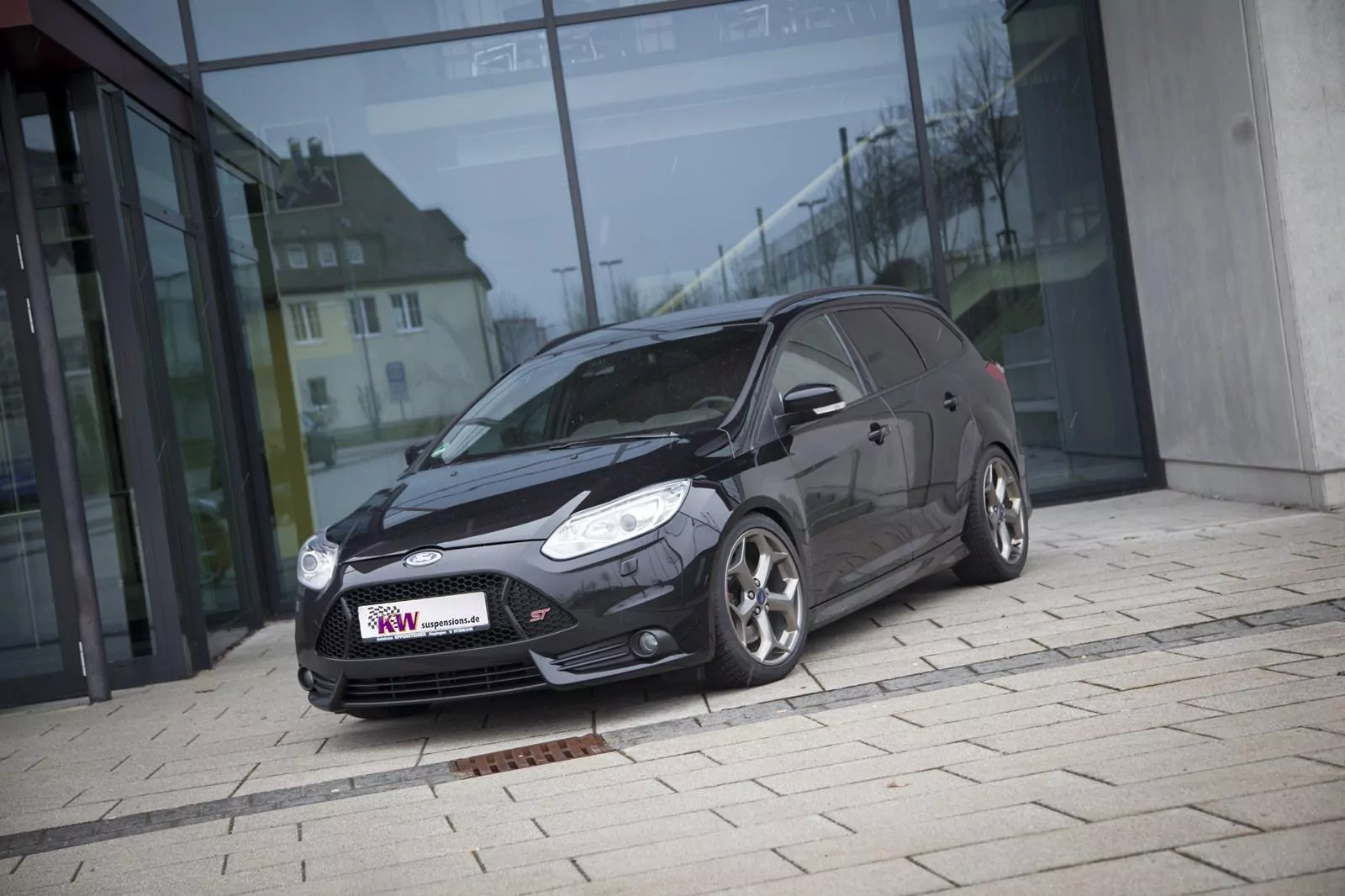 KW Gewindefahrwerk V3 inox FORD FOCUS III Turnier (DYB) 07/2010-