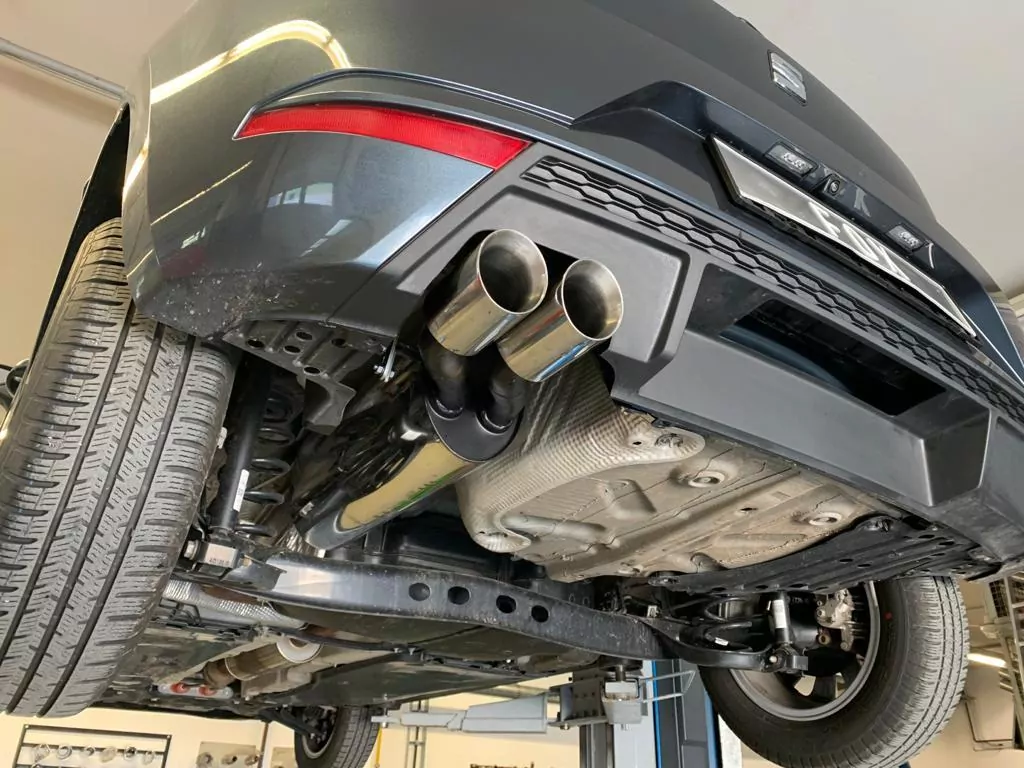 Opel Astra J Sports Tourer 1,4l  Endschalldämpfer quer Ausgang rechts/links - 115x85 Typ 32 rechts/links