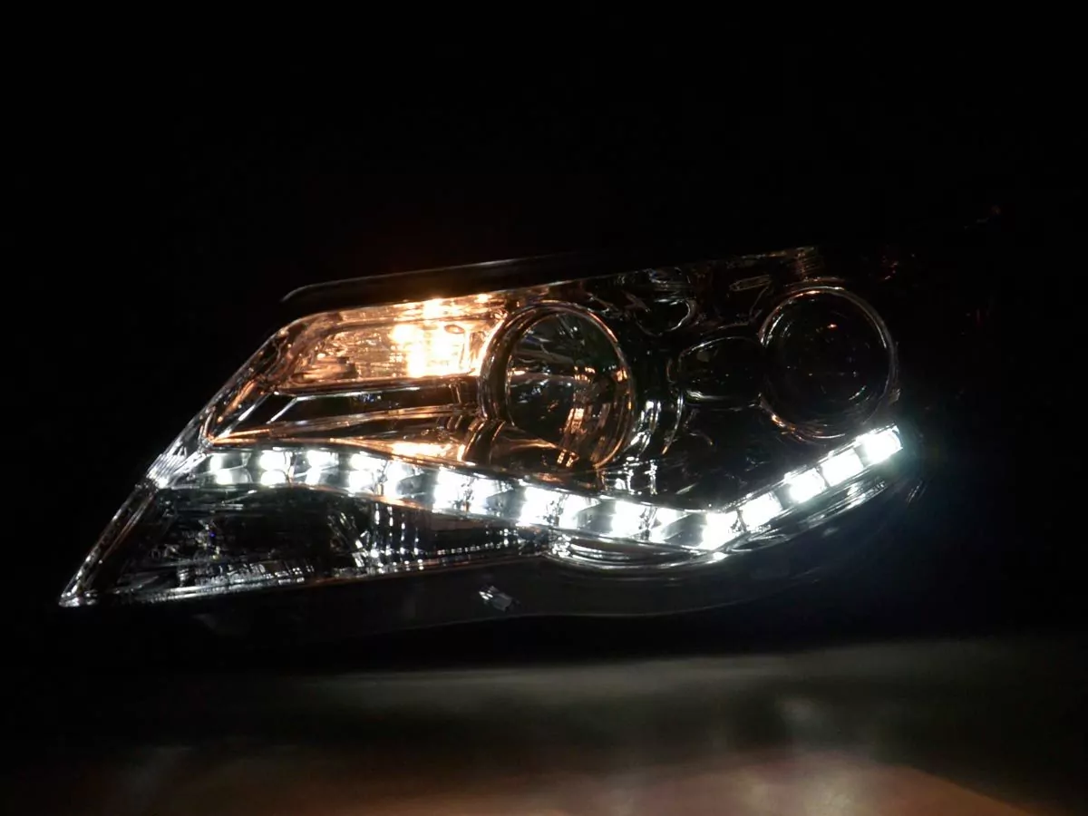 Scheinwerfer Set Daylight LED Tagfahrlicht VW Tiguan Bj. 07-11 chrom