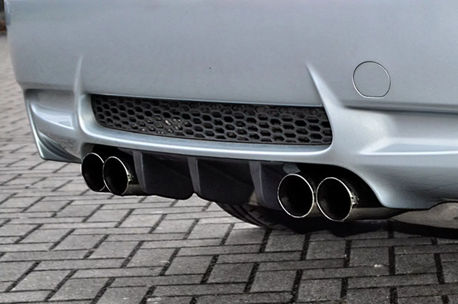 Heckdiffuser Set bestehend aus Mittelteil und Seitenteilen für BMW M3 E92 E93 Bj. 2007-2013