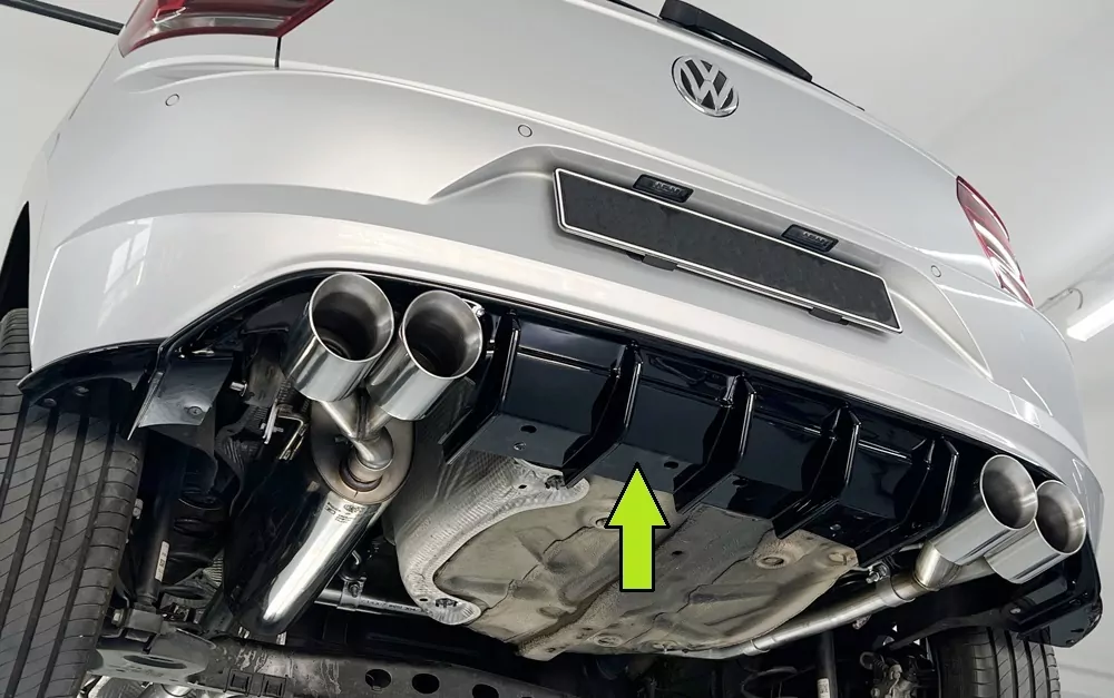 Rieger Heckeinsatz glanz schwarz für VW Polo (AW) R-Line 5-tür. 06.17-05.21 (bis Facelift)