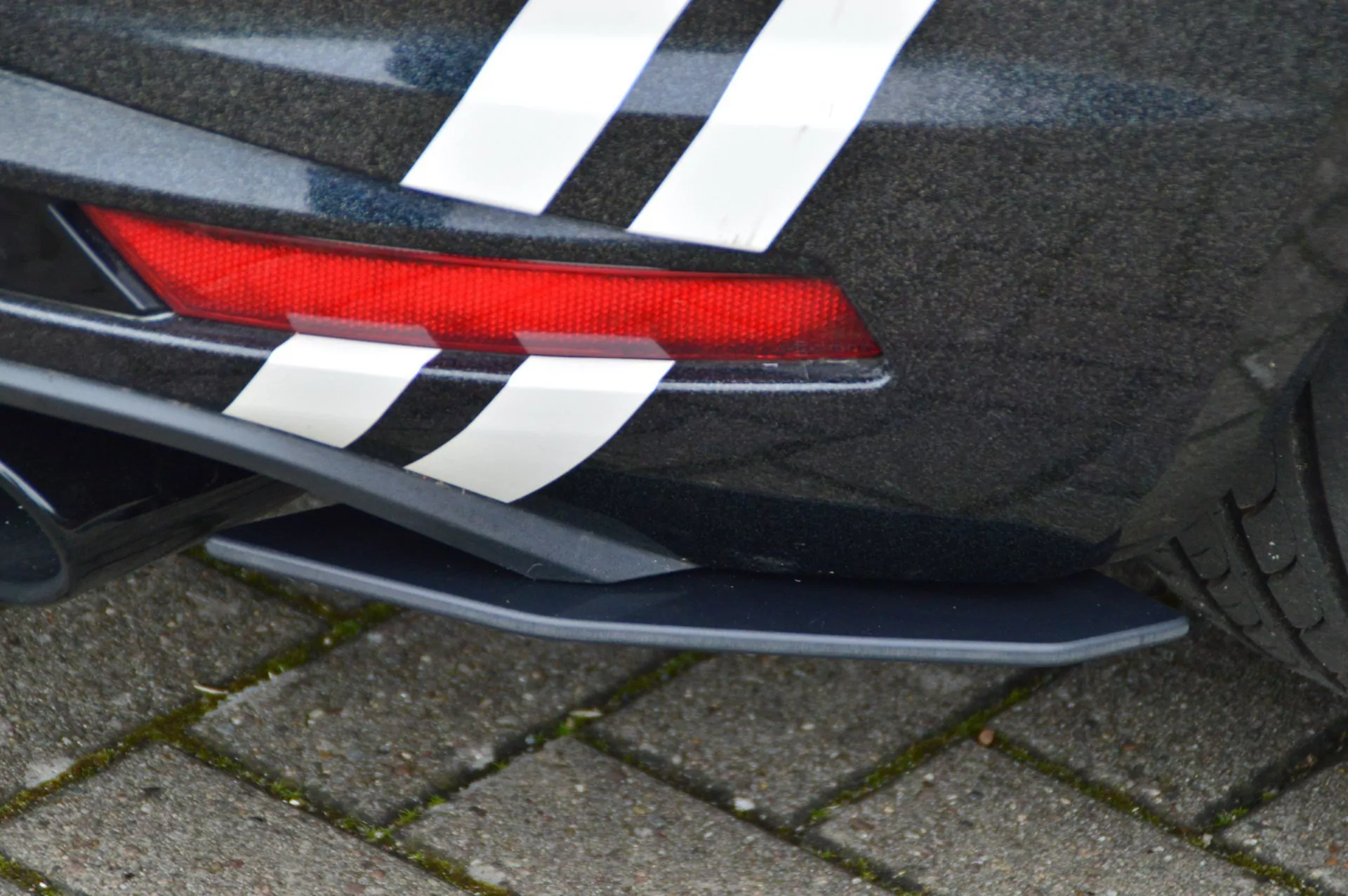 Gefräster Heckansatz mit Finnen für Seat Leon 5F Cupra