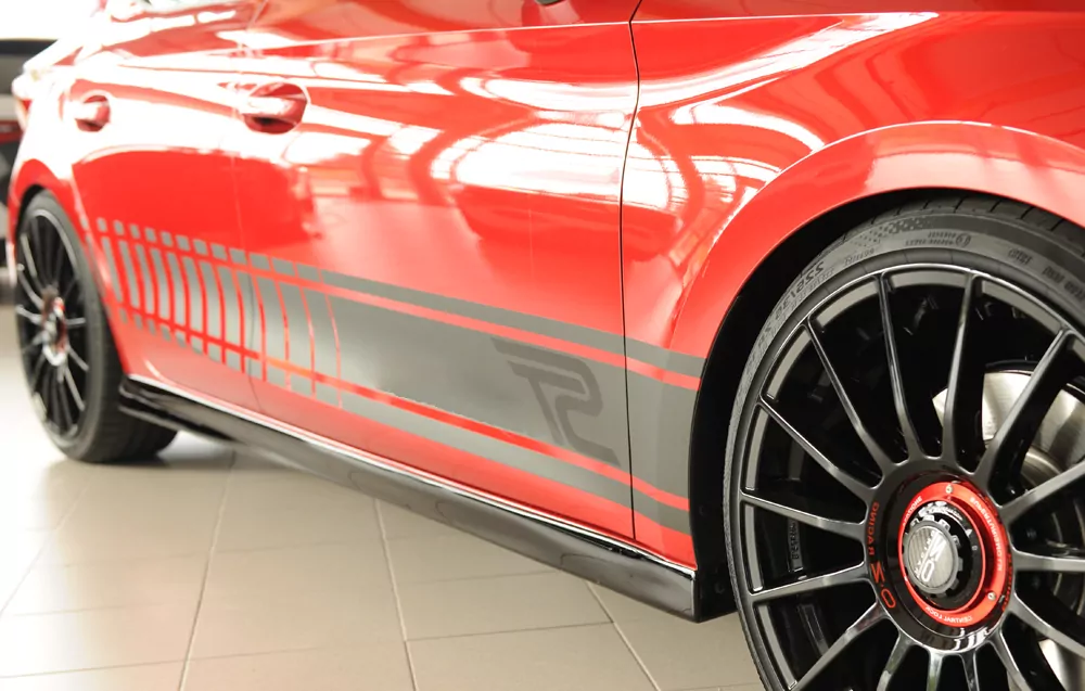 Rieger Seitenschweller rechts  (XS) glanz schwarz für Seat Leon (KL) 5-tür. (ST/Sportstourer) 09.20-06.24 (bis Facelift)