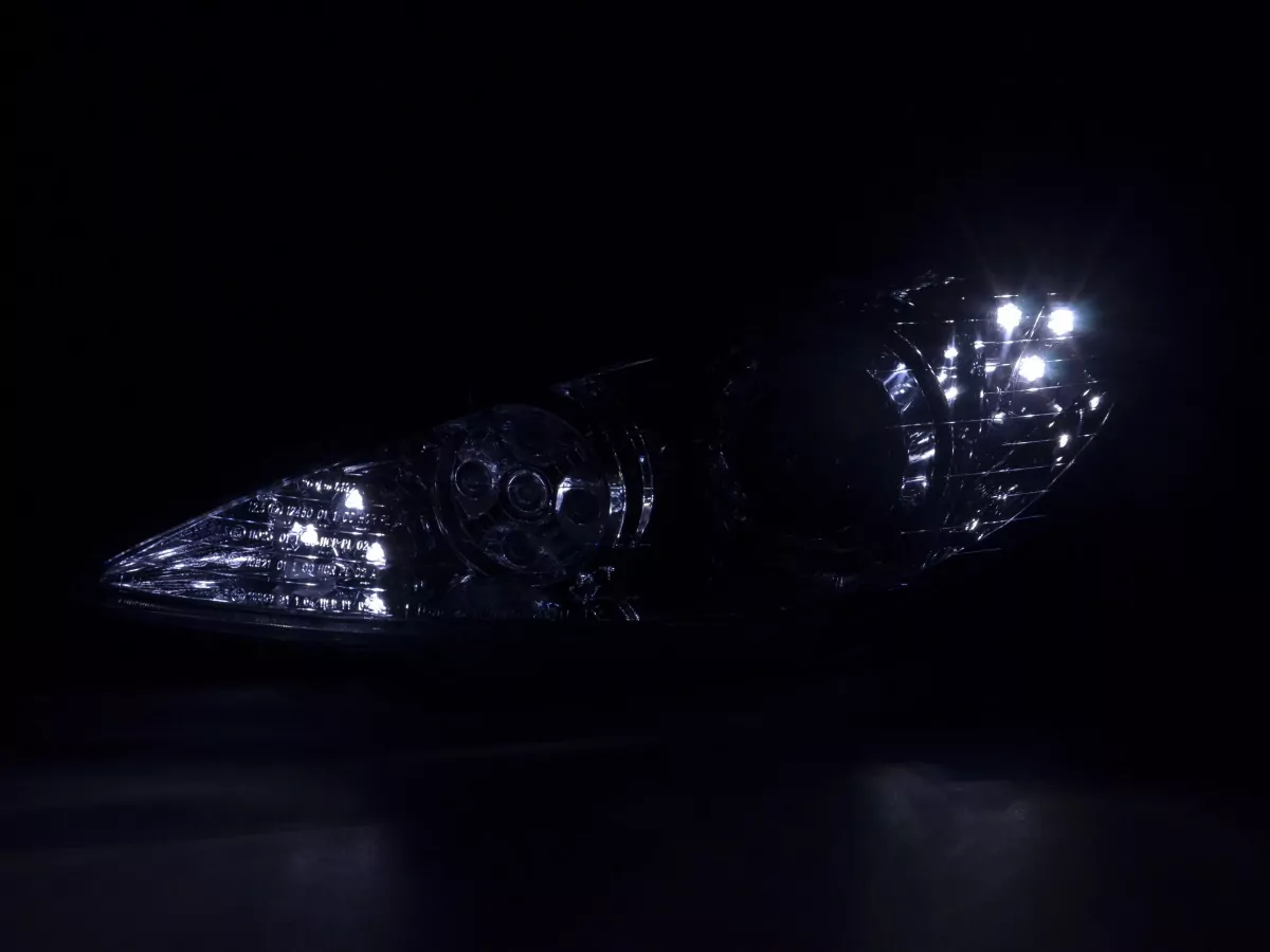 Scheinwerfer Set Daylight LED TFL-Optik Peugeot 206 Bj. 98-05 chrom