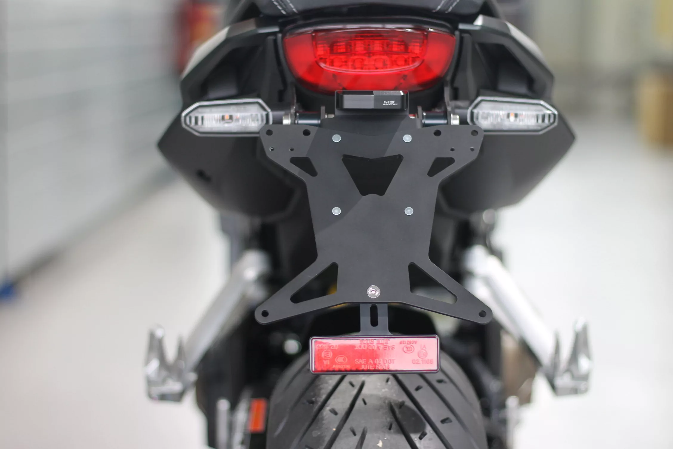 MG Biketec Kennzeichenhalter für Honda CB 650 R ab 2021 bis 2023